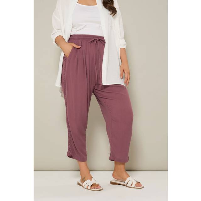 Yours Curve Berry Red Crochet Trim Cropped Trousers, Women's Curve & Plus Size, Yours - 20