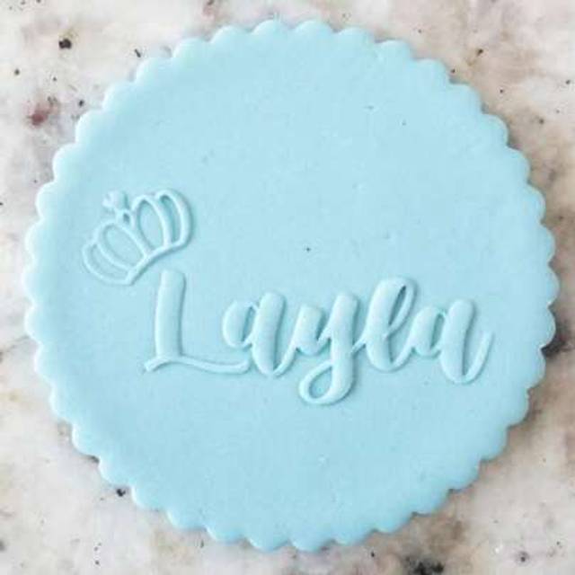 SHEIN Customize Text With 2 Cookies Cake Decorations DIY Cutters Sugar Cake Templates Wedding Clay Fondant Embosser Name Cake Mold Handmade Cookie/Biscuit E