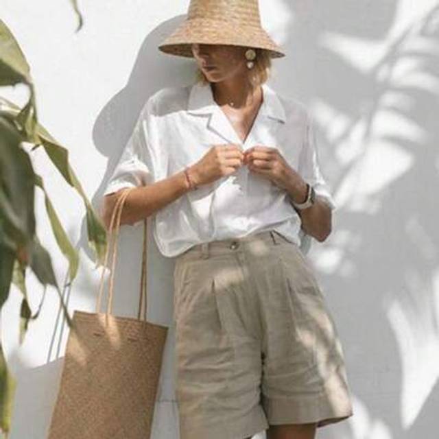 Dams sommarshorts med enfärgade fickor och dragkedja, lämpliga för vardagsbruk, pendling, utomhusbruk och högtidskläder. - Kaki (L,M,S,XL)