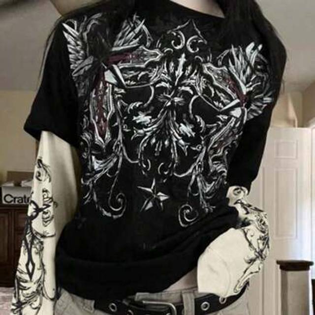 SHEIN Y2K Graphic Print & Contrast Color Panels 2 In 1 T-Shirt
