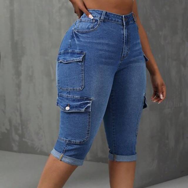 SHEIN Fashionable Plus Size Stretch Denim Capri Pants, Versatile