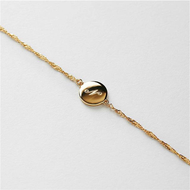 Ada Armband Gravyr
