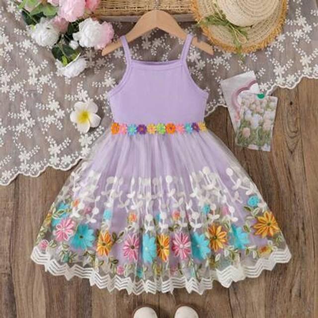 SHEIN Young Girl&#39; Floral Embroidered Summer Sweet Wedding Dress, Girls&#39; Ornate Embroidered Princess Dress, Girls&#39; Sleeveless Dress Suitable For Summer Daily