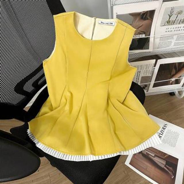 Kvinnors ärmlös lager rynkad blus, kall axel Babydoll Top för sommaren - Gul (L,M,S,XL)