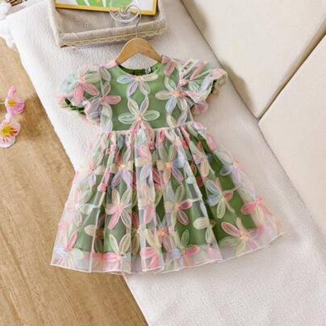 SHEIN Little Girls Elegant Fashionable Versatile Multi-Color 3D Floral Beaded Embroidered Bubble Short Sleeve Round Neck Princess Party Dress