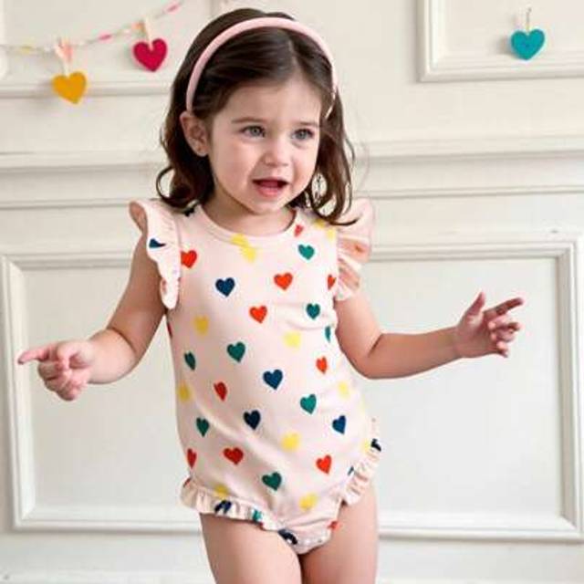SHEIN Newborn/Infant Girls&#39; Round Neck Colorful Ruffle Trim Heart Shaped Snap Bottom Bodysuit, Soft & Cute Design For Spring/Summer/Autumn, Suitable For Hom