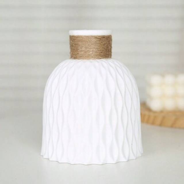 SHEIN 1pc Plastic Nordic Style Creative Water Ripple Flower Vase For Home, Office, Flower Arrangement Decoration