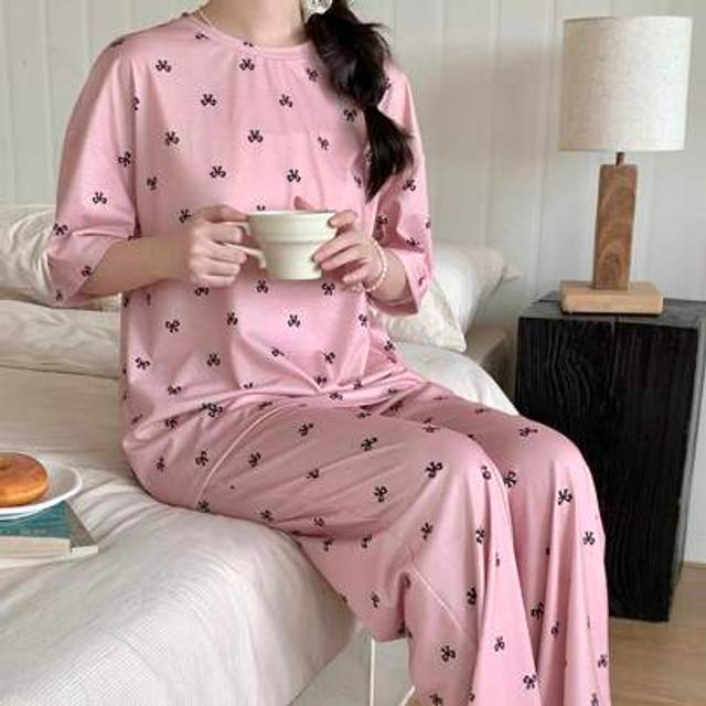 SHEIN 2pcs/Set Teen Girls Casual Butterfly Print Round Neck Loose Tee And Wide-Leg Relaxed Pajama Pants Sleepwear Set