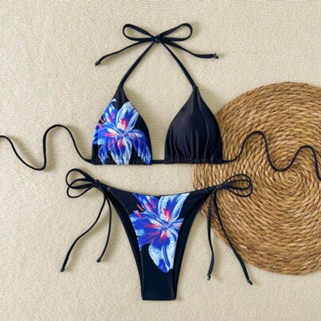 SHEIN Women&#39;s Floral Print Tie Front Crop Top And Side Tie Hipster Bottom Bikini Set, Summer Swimwear