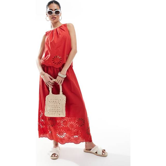 New Look Women's Red Broderie Anglaise Hem Vest - UK 16