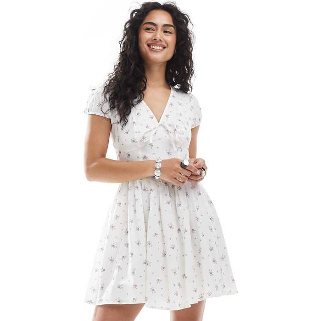 New Look Women's White Ditsy Print Fitted Waist Mini Dress - UK 14