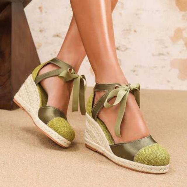SHEIN Women&#39;s Round Toe Thick High Heel Sandals, New Fashion Sexy Lace-Up Shiny Elegant Formal Shoes, Platform Wedge Summer Sandals Suitable For Party, Banq