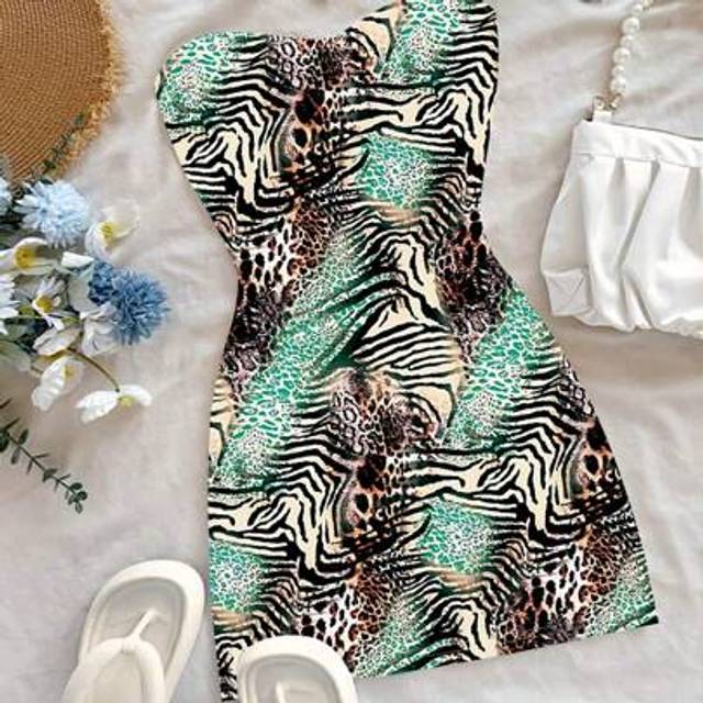 Soleia Women&#39;s Casual Zebra & Leopard Pattern Knit Dress