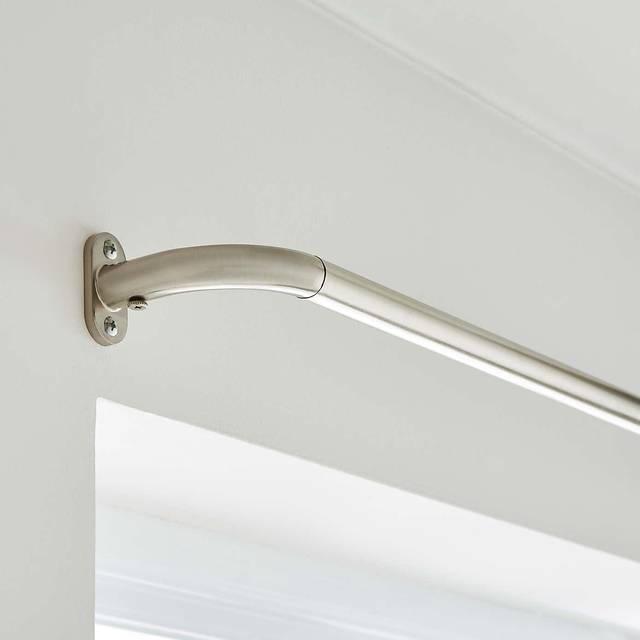 Room Darkening Extendable Metal Eyelet Curtain Pole - Satin Steel