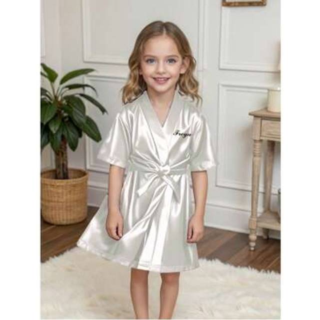 SHEIN 1pc Personalized Children Satin Long Robe, Customized With Embroidered Letter/Name, Functional Casual, Breathable, Sleepwear, Bathing, Elastic, Homewa