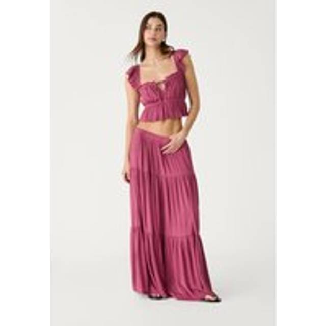 Stradivarius – Körsbärsröd maxikjol i boho-stil