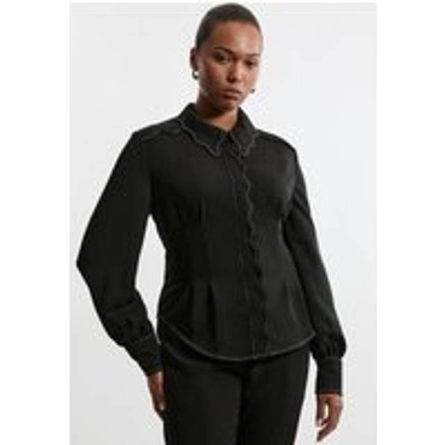 Plus Size Scallop Trim Woven Crepe Blouse - Black