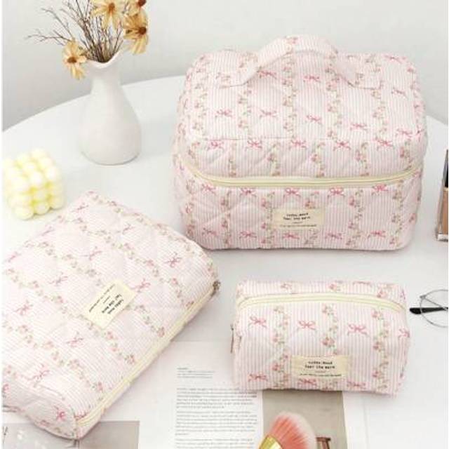 SHEIN 1PC Pink Striped Small Flower Pattern Makeup Bag, Splicing Wash Bag, Fashionable And Casual Large Capacity Handbag, Flat Bag, Sanitary Napkins, Mat, W