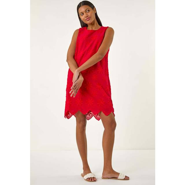Flower Embroidery Shift Dress - Red - 18