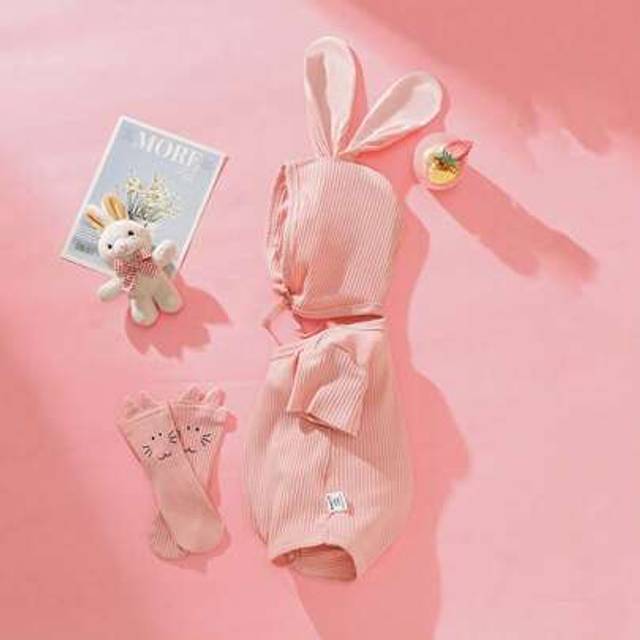 SHEIN 3pcs Newborn Cute Rabbit Ear Hat, Romper & Socks Set, Soft Knit Fabric, Suitable For 0-9 Months, Spring/Summer, Daily Wear, Easter, Birthday Photo Sho