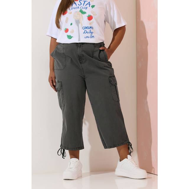 Yours Curve Black Cotton Cropped Cargo Trousers, Women's Curve & Plus Size, Yours - 26-28