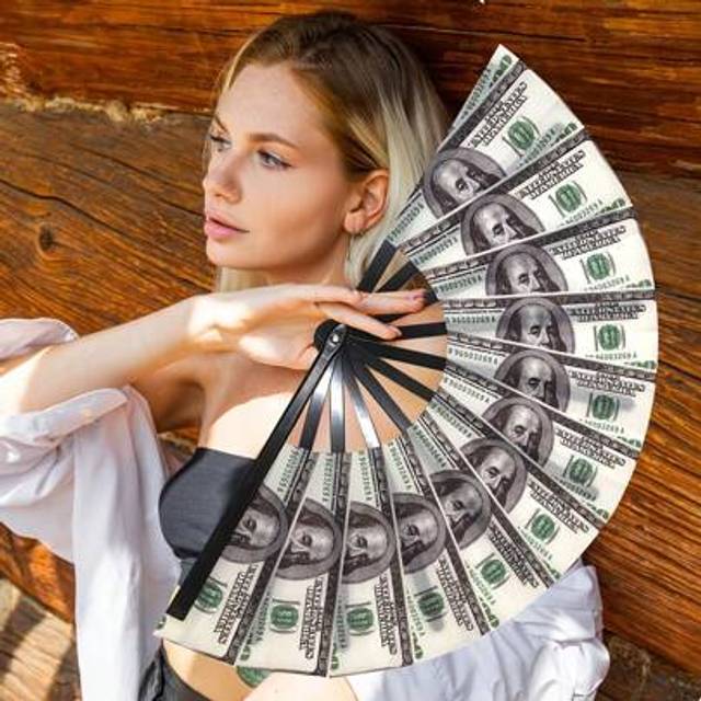 SHEIN 1pc Unique Bamboo Folding Hand Fan With UV-Activated Glow Money Design, Suitable For Home Decor, Party, Wedding, And Concerts
