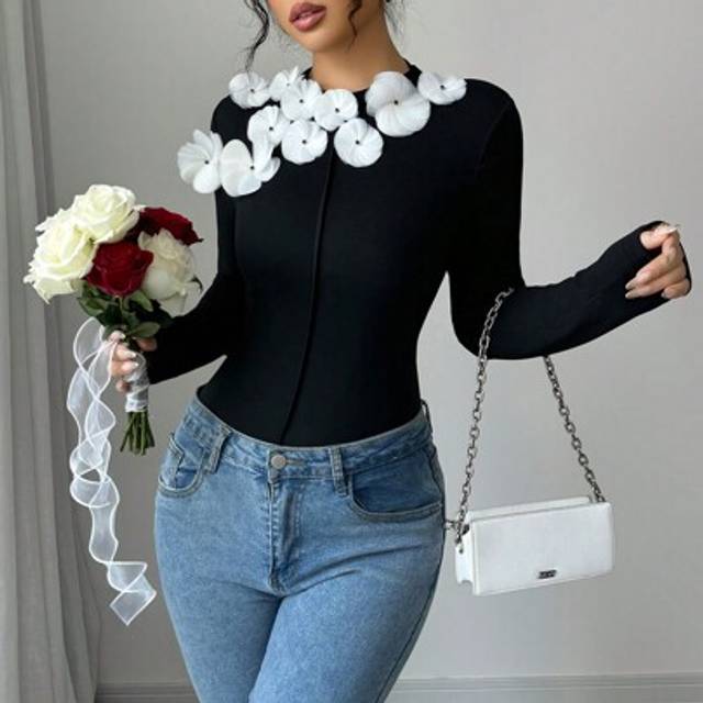 Rafferiza New Autumn Fashion High-Level Embossed Floral Color Block Slim Fit Women T-Shirt, Random Floral Patterns