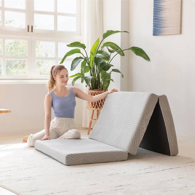 "Tri-Fold Memory Foam Mattress  4 inch Single Folding Mattress with Collapsible and Washable Cover  Travel and Guest Mat  75""""""""?25""""""""?4""""""""  Grey"