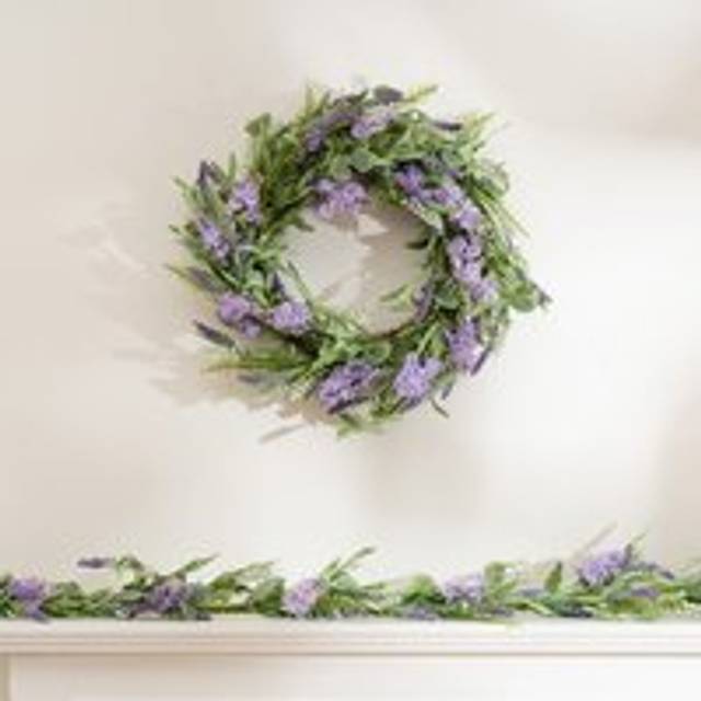Purple Hyacinth Eucalyptus & Lavender Wreath 55cm - Green (*)