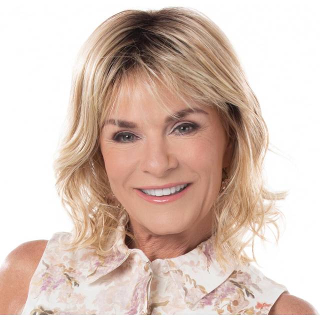 Toni Brattin Spectacular Wig - Shoulder-Length Layered Waves & a Soft  Airy Bang - Heat-Friendly Synthetic Fiber Looks & Feels like Natural Hair - Adj
