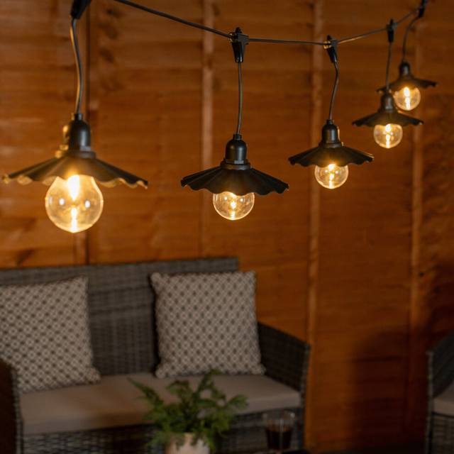 Black Pleated Scallop LED 6 x Battery Operated Outdoor Garden String Lights - One Size