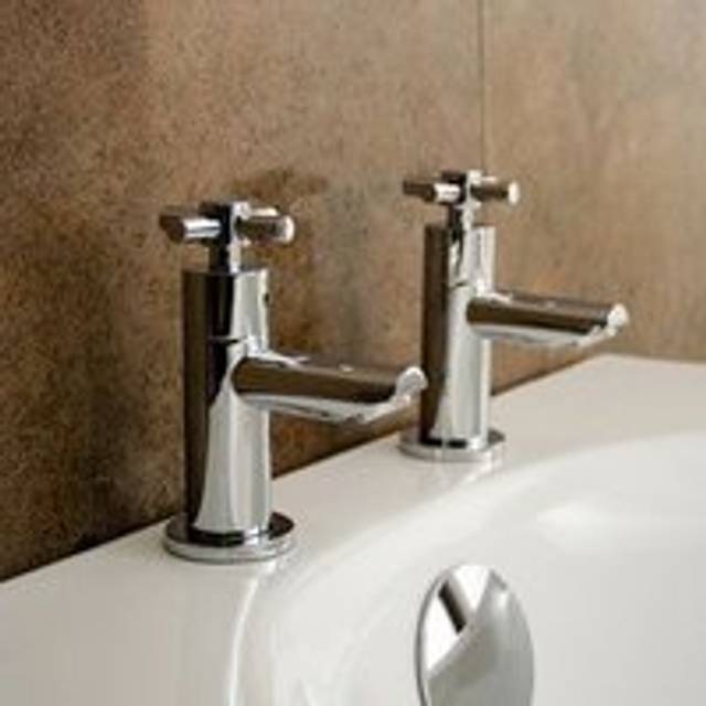 Linden Cross Head Hot & Cold Basin Taps & Basin Waste Chrome
