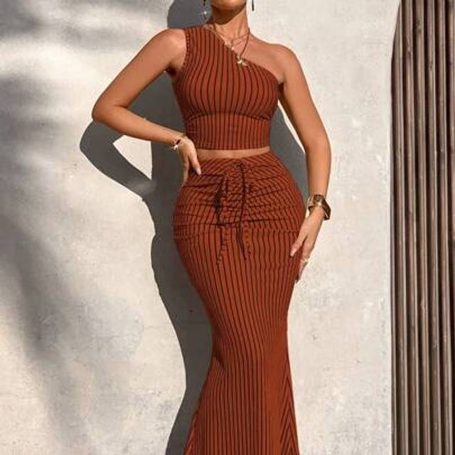 SHEIN Women&#39;s Summer Casual Striped One-Shoulder Ruched Short Top & Ruched Mermaid Skirt Two Pieces Set (Random Print)