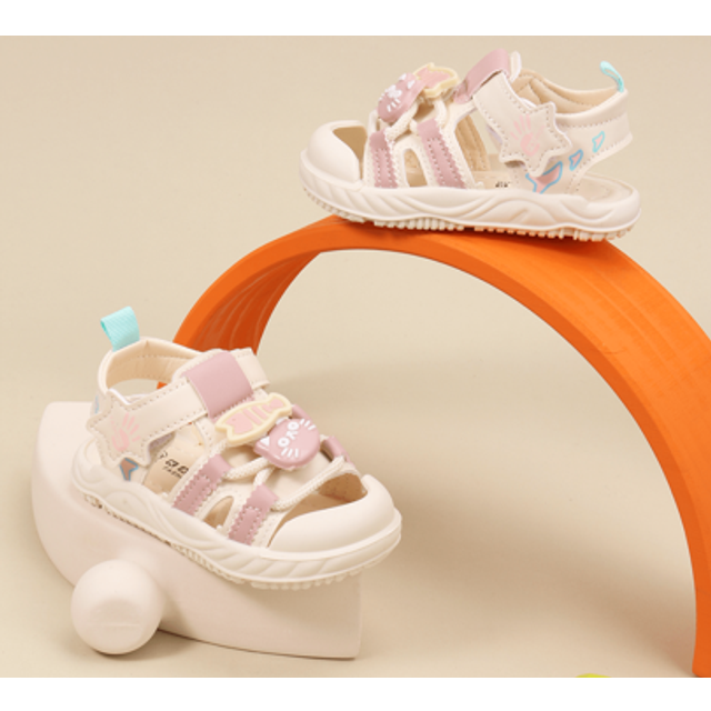 SHEIN 1 Pair Baby First Step Shoes, Toddler Girls Cute Cat Decor Summer Sandals, Suitable For Children Learning To Walk