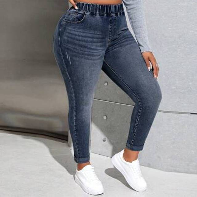 Slaydiva Plus Size Relaxed Washed High Waisted Skinny Jeans