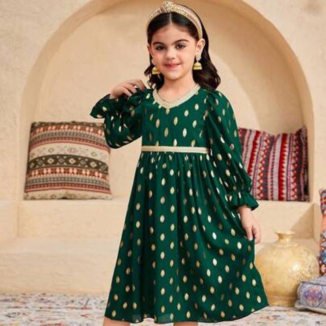SHEIN Young Girl Casual Matching Mother-Daughter Polka-Dot Bronzing V-Neck Dress,Suitable For Spring And Summer, Perfect For Everyday Casual Wear