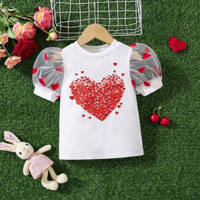 SHEIN Girls Red Heart Graphic Crew Neck Mesh Puff Sleeve T-Shirt, Valentine&#39;s Day