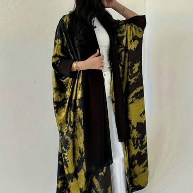 SHEIN Women Loose Fit Abaya Cardigan With Gold Foil Retro Print, Includes Headscarf, Modest Kaftan