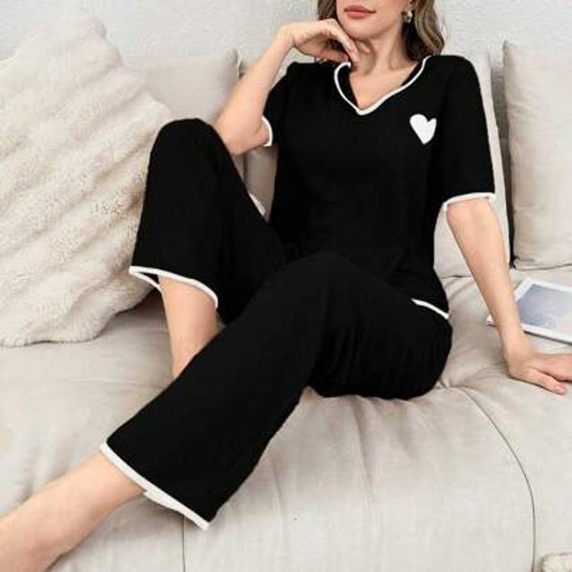 SHEIN 1Set Women Casual Heart Print Khaki Pajamas