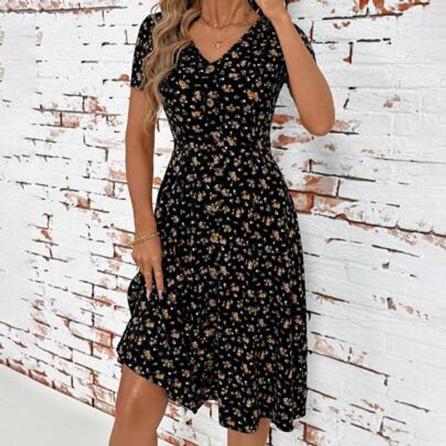 SHEIN Women&#39;s New Fashion Elegant V-Neck Ditsy Floral Pattern Buttoned Sun Dress Mid-Length, Short Sleeves, Suitable For Daily Commuting Work Outfit, Summer