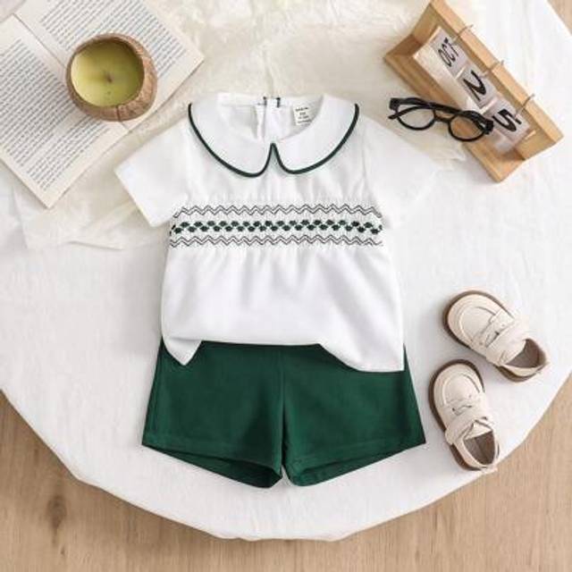SHEIN 2pcs/Set Baby Boy Eid Mubarak Outfit - Mandarin Collar Short Sleeve Top And Shorts