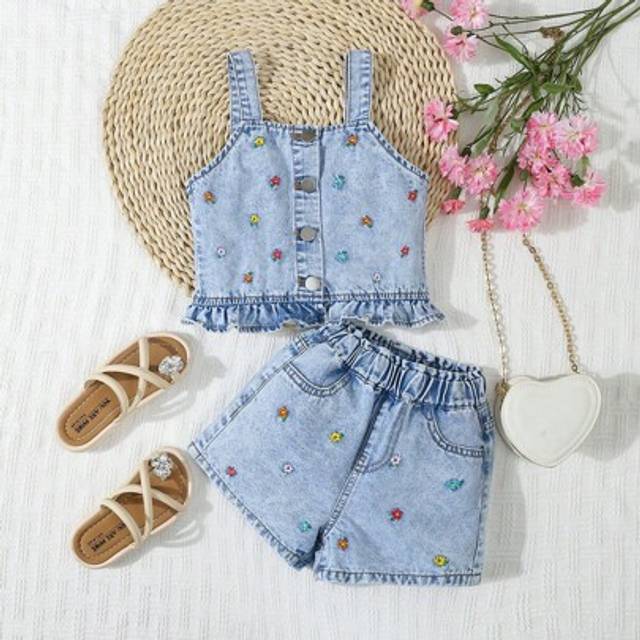SHEIN 2pcs/Set Young Girl Fashionable Denim Camisole And Denim Shorts Summer Set