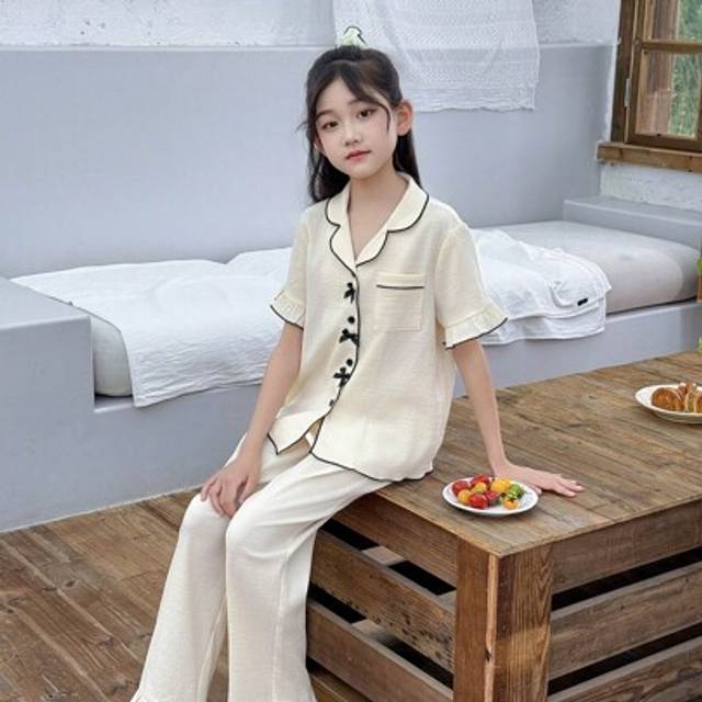 SHEIN 2pcs/Set Tween Girl Minimalist Apricot Collared Bow Decor Button Front Top & Woven Pajama Pants Sleepwear Set