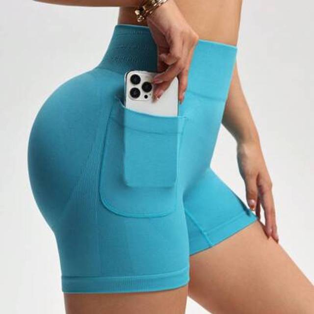 SHEIN Solid Color High-Waisted Seamless Sports Shorts With Pockets Biker Shorts