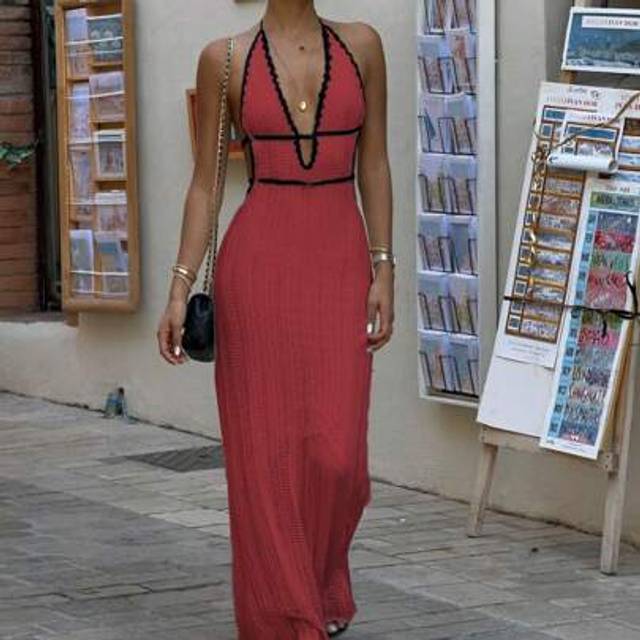 SHEIN Spring And Summer New Sexy Backless Hanging Collar Knitted Sweater Sun Dress, Women&#39;s Vacation Style Music Festival Fashionable And Elegant Burgundy B
