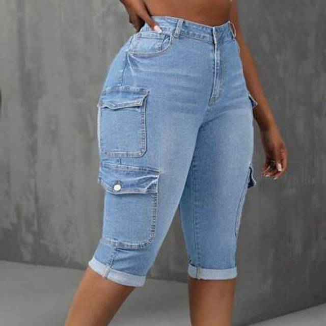 SHEIN Plus Size Elastic Fashion Versatile Cargo 3/4 Jeans