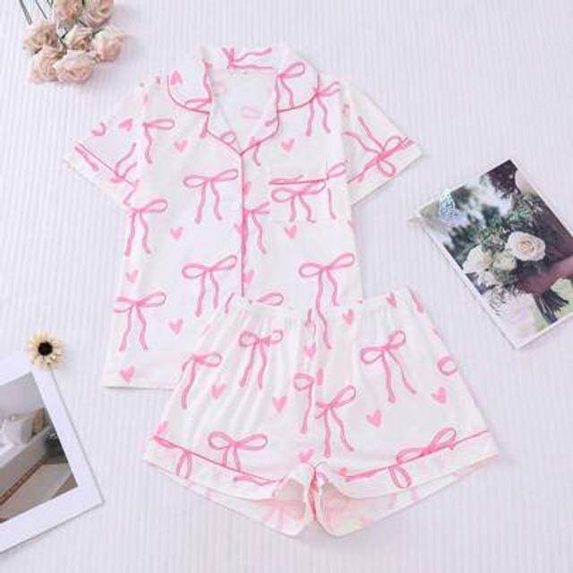 SHEIN 2pcs/Set Bow Print Casual Wear Pajama Set For Women, Includes Comfortable Short Sleeve Button Collar Shirt And Loose Elastic Shorts, Suitable For Outd
