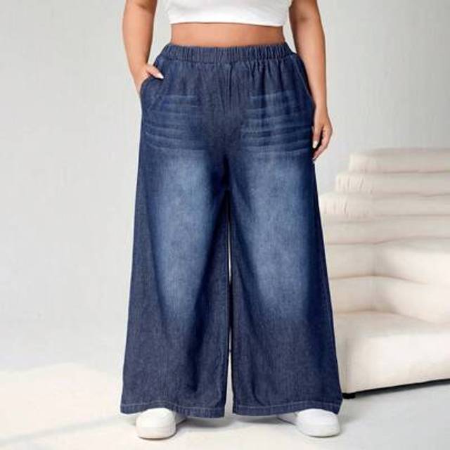 SHEIN Plus Size Women&#39;s Light-Weight Loose Drawstring Waist Wide Leg Jeans