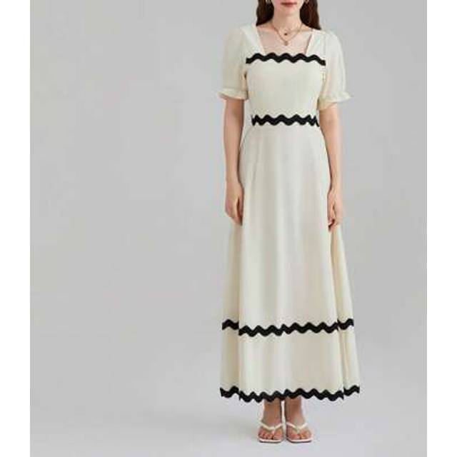 SHEIN Women&#39;s Summer Long Dress Ric Rac Trim Square Neck Short Puff Sleeve Flowy A-Line Dress