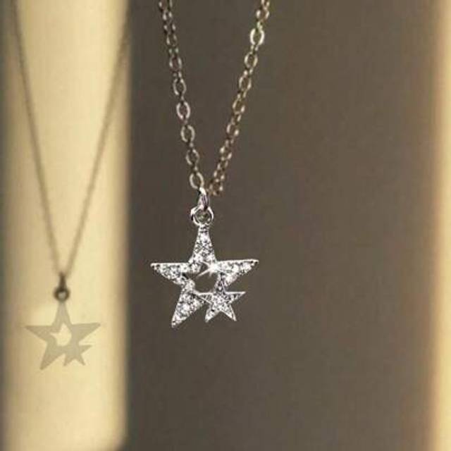 SHEIN Vintage Gothic Style Rhinestone Star Stainless Steel Necklace, Unisex